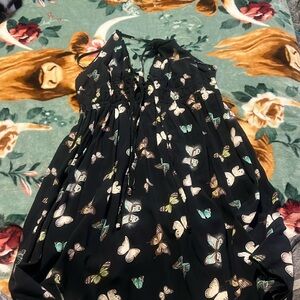 I’m selling this item because I’ve only ever worn it once